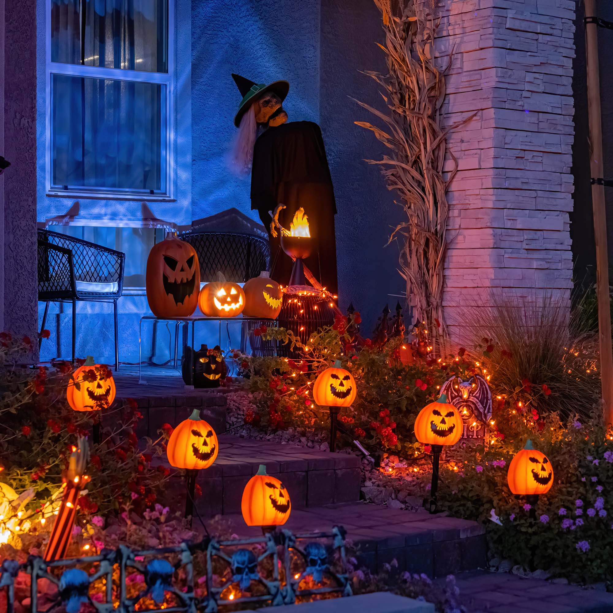 Create Spooky Lighting for an Eerie October
